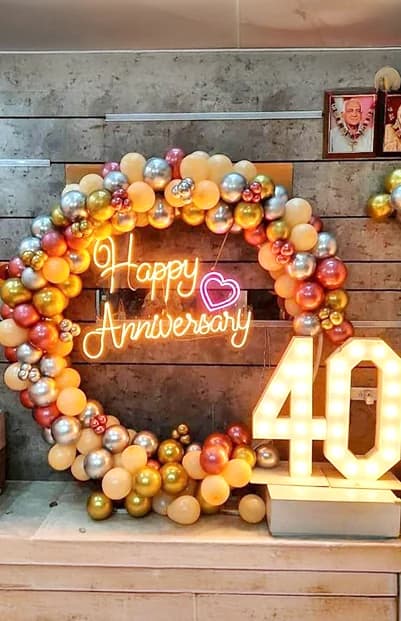 Orange & Gold Neon Ring balloon decoration